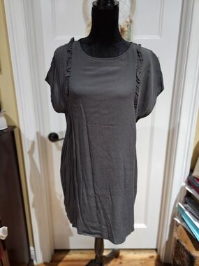 Ruffle-Trim Short Sleeve Tunic Dress - Dark Gray